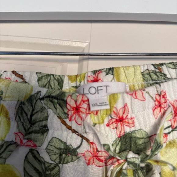 LOFT Blossom Pull On Wide Leg Pants In Linen Blend - Picture 6 of 7